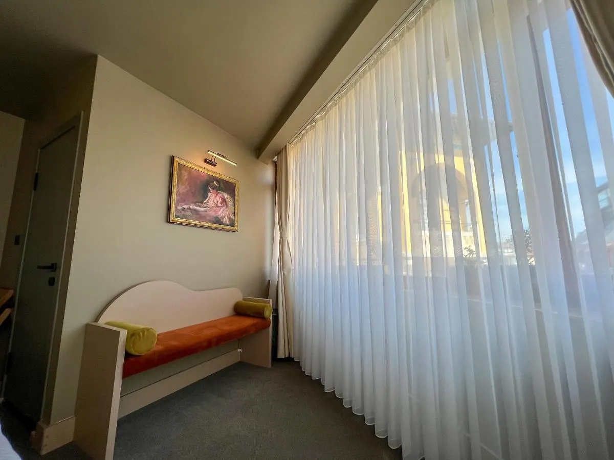 By Kinyas Hotel Istanbul 0*,  Tyrkiet